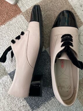 Amalfi black toe cap leather rullo flats